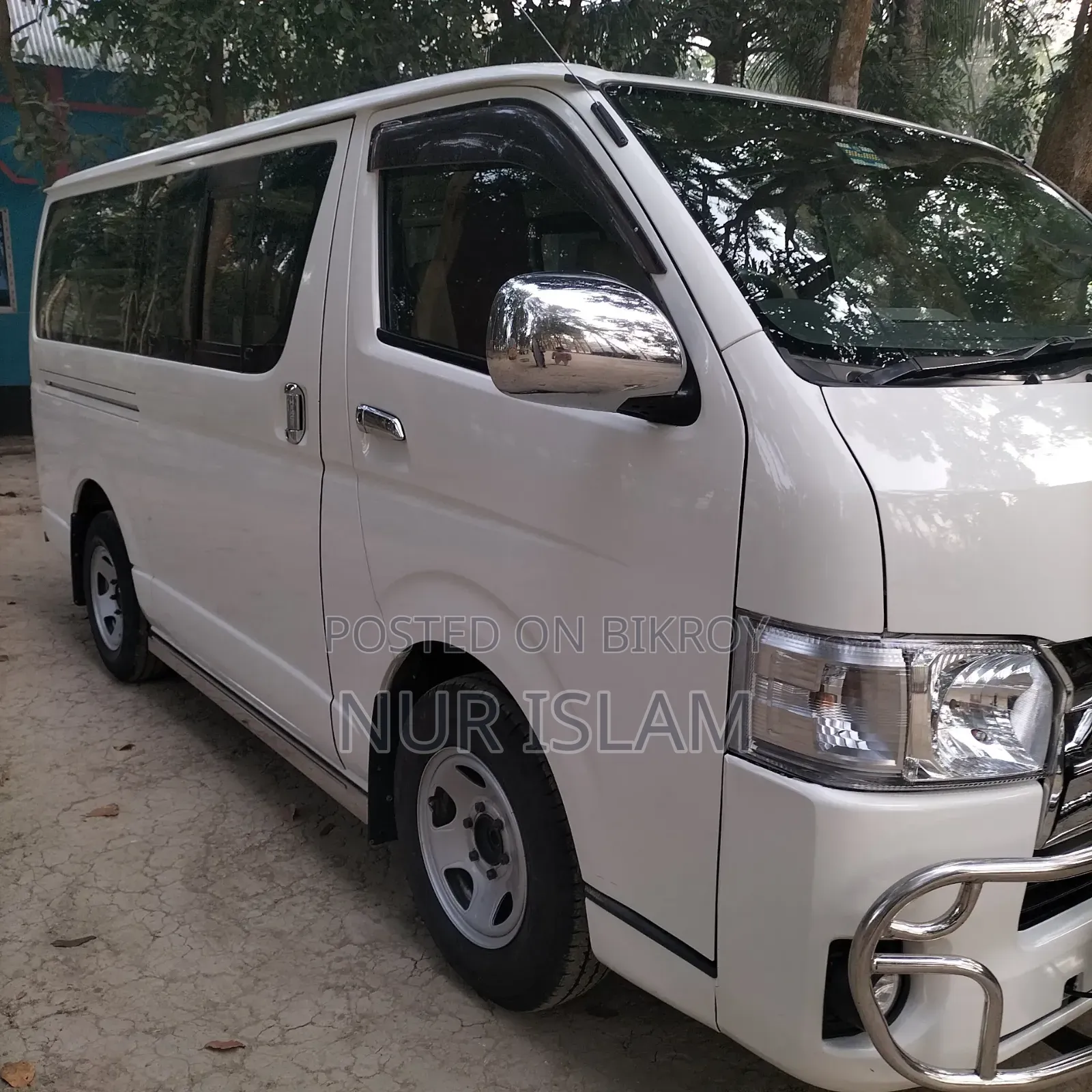 New Toyota HiAce 2010 White
