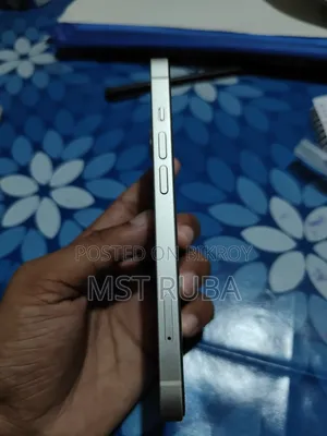 Apple iPhone 13 128 GB White
