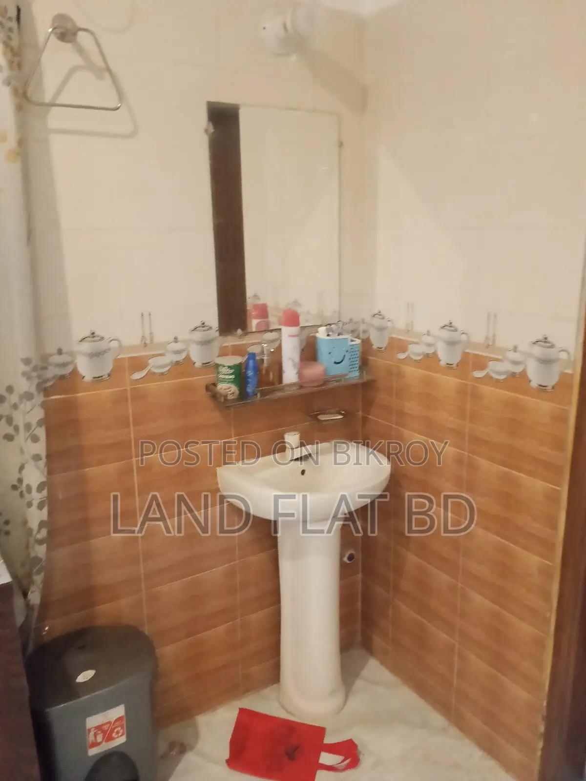 বাগদাদ রিয়েল এস্টেট, মোহাম্মদপুরে বিক্রয়ের জন্য ২ বেডরুমের অ্যাপার্টমেন্ট