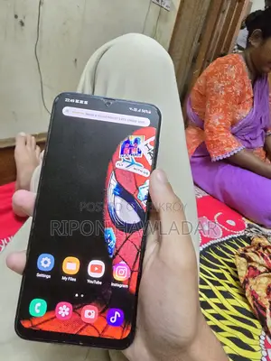 Samsung Galaxy A30 64 GB Blue
