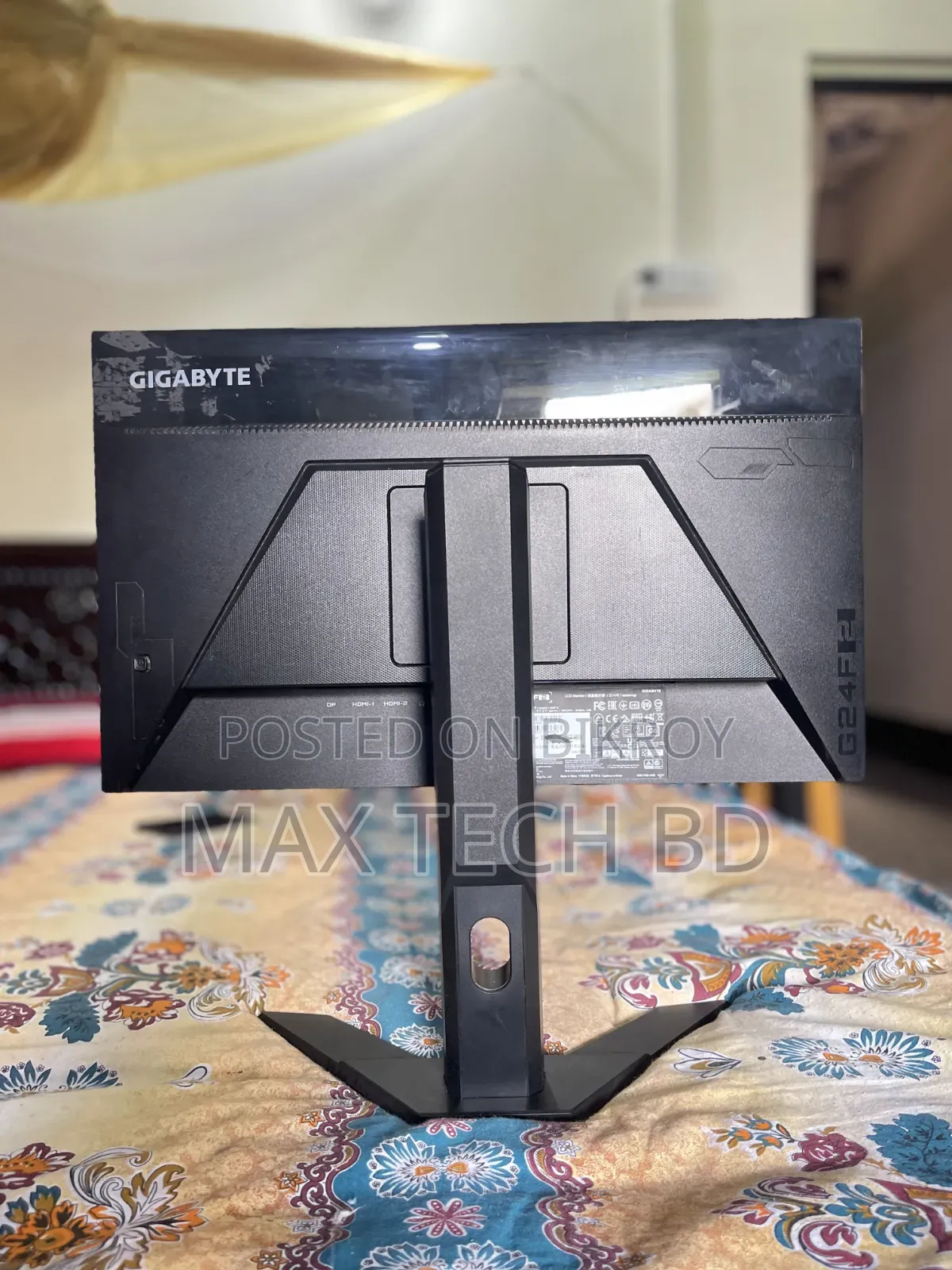 GIGABYTE G24F 2 MONITOR Blinking Problem