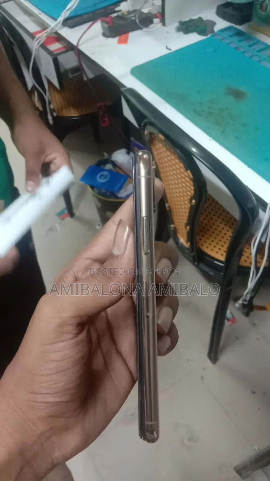 অ্যাপল আইফোন এক্সএস ২৫৬ জিবি গোল্ড