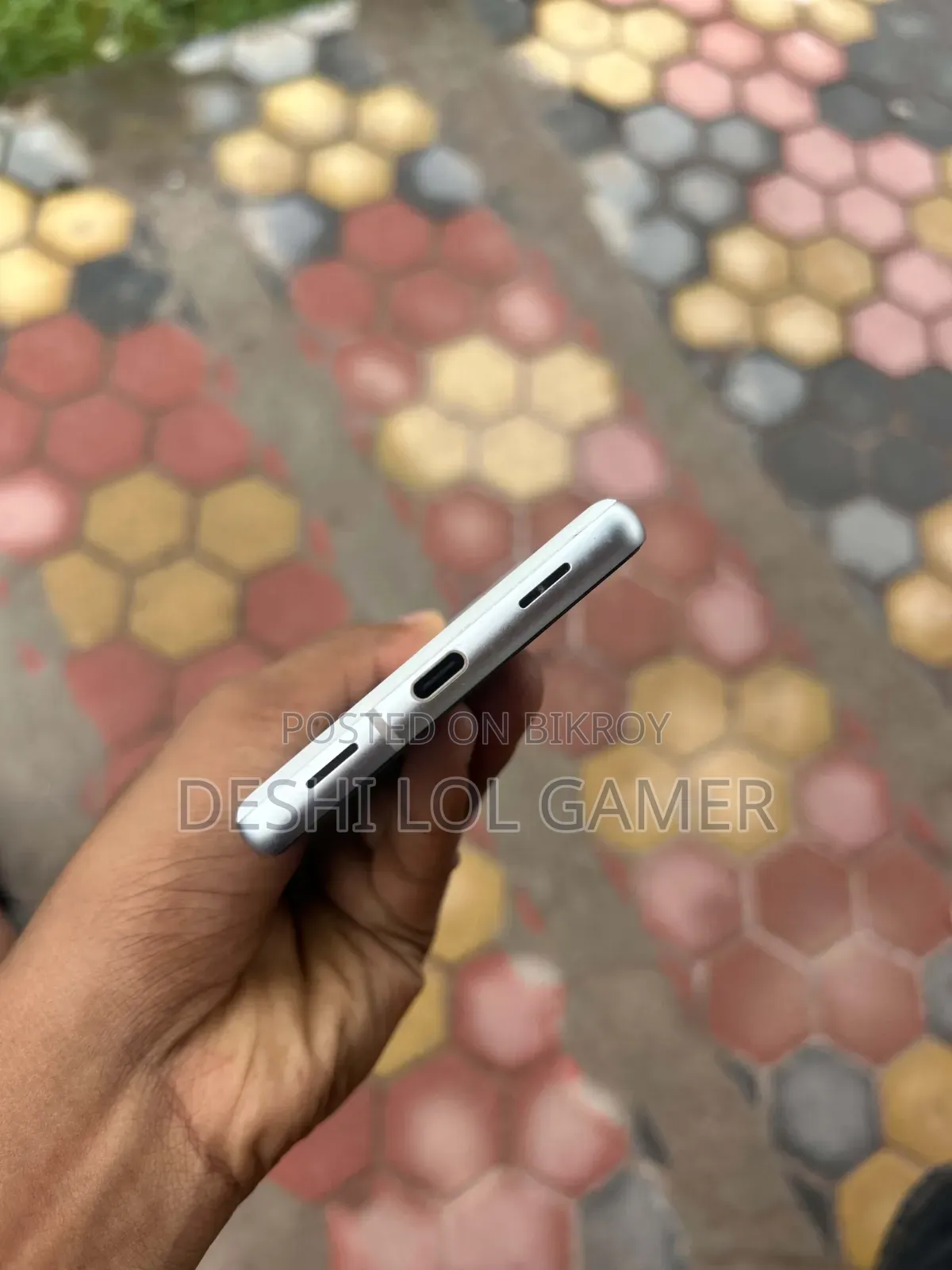 গুগল পিক্সেল ৭এ ১২৮ জিবি সাদা