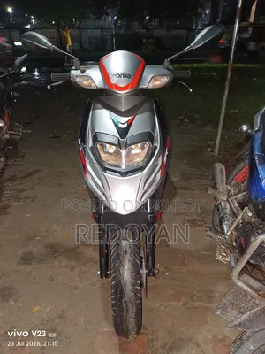Aprilia 2021 Gray