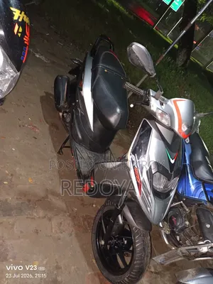 Aprilia 2021 Gray