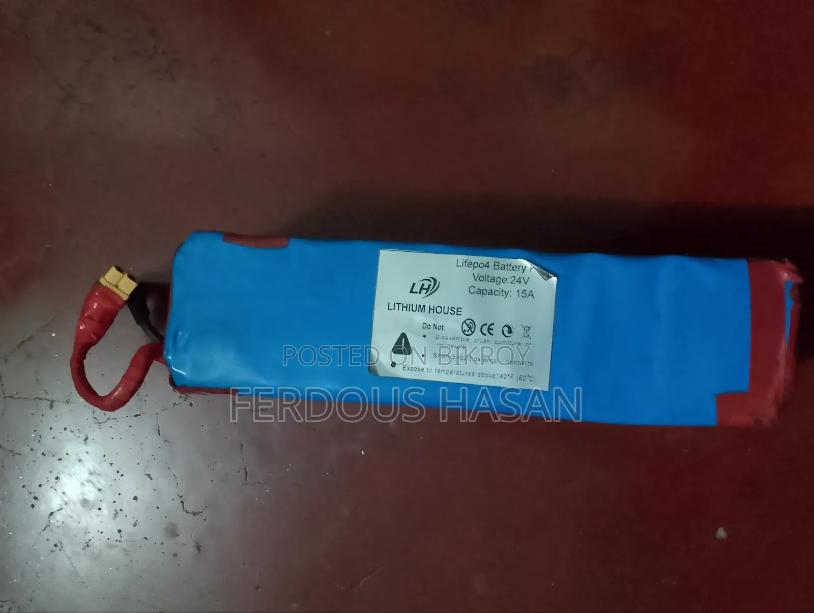 24 Volt 15 Amp Lithium Iron Phosphate Battery 2 Month Use New Condition