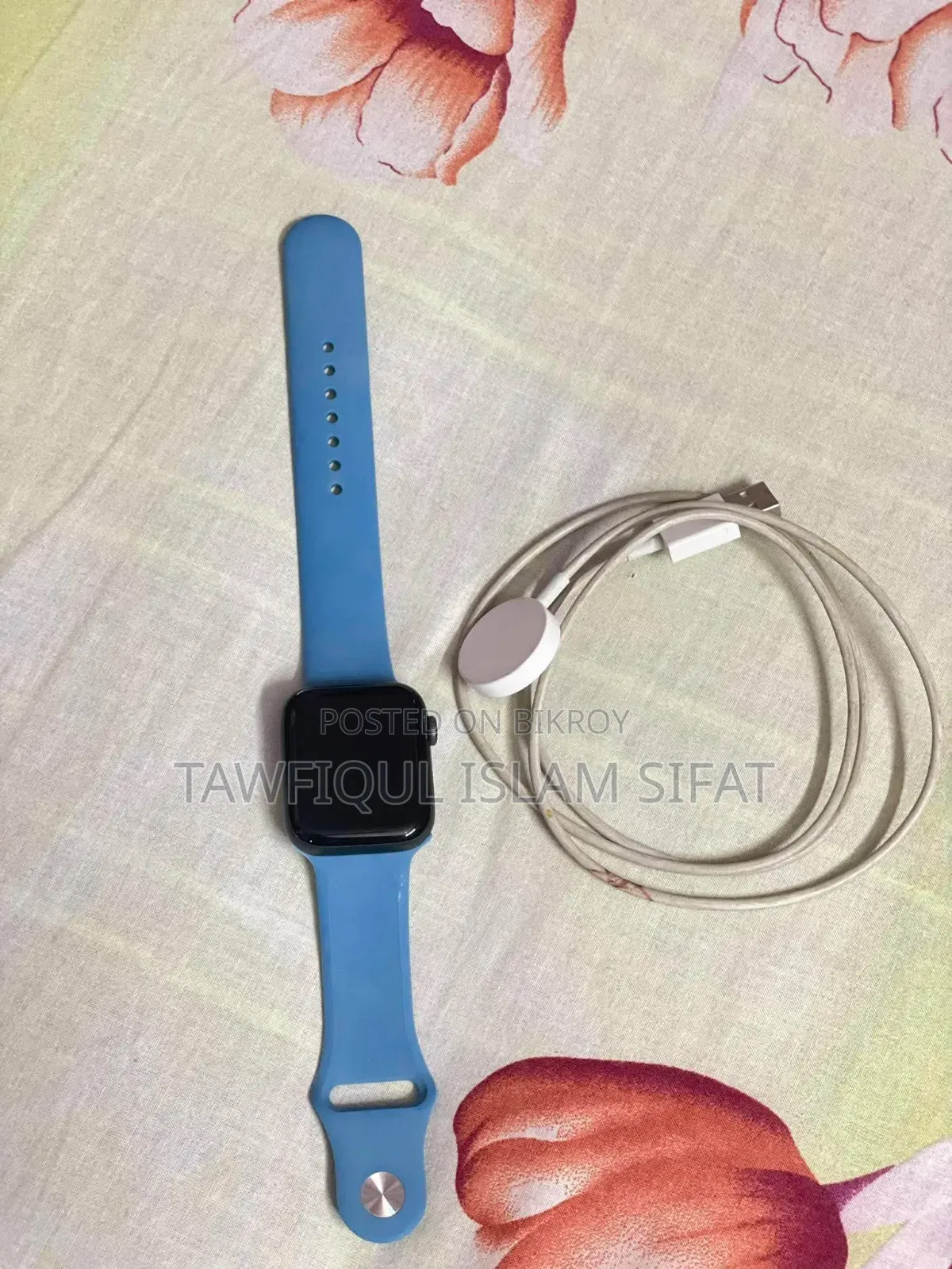 Apple 7 Series Smart Watch