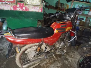 Bajaj CT 100 2010 Red