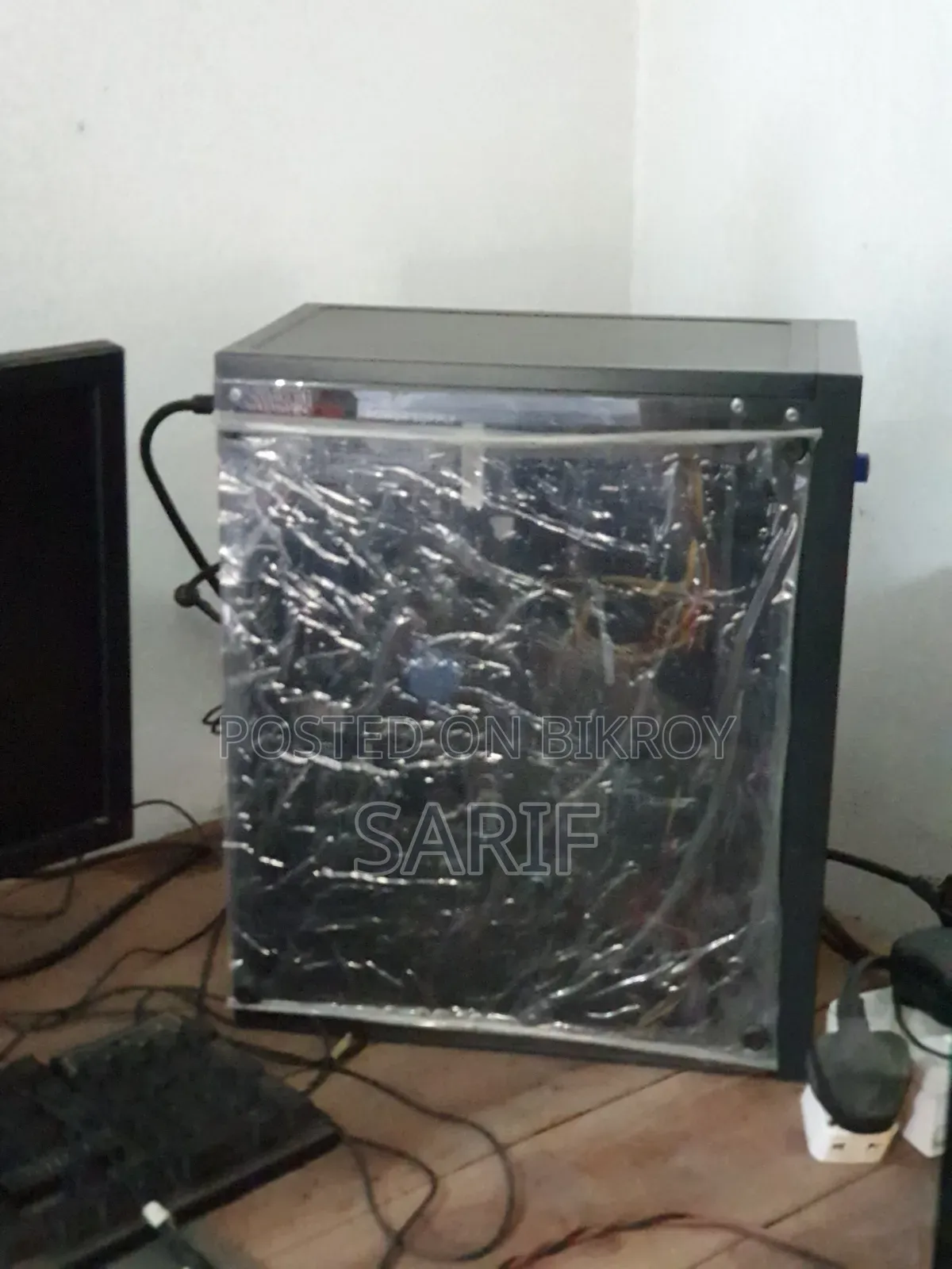 Gigabyte GA-H110MSTX-HD3-ZK 12GB Intel Core i5 SSD 128GB
