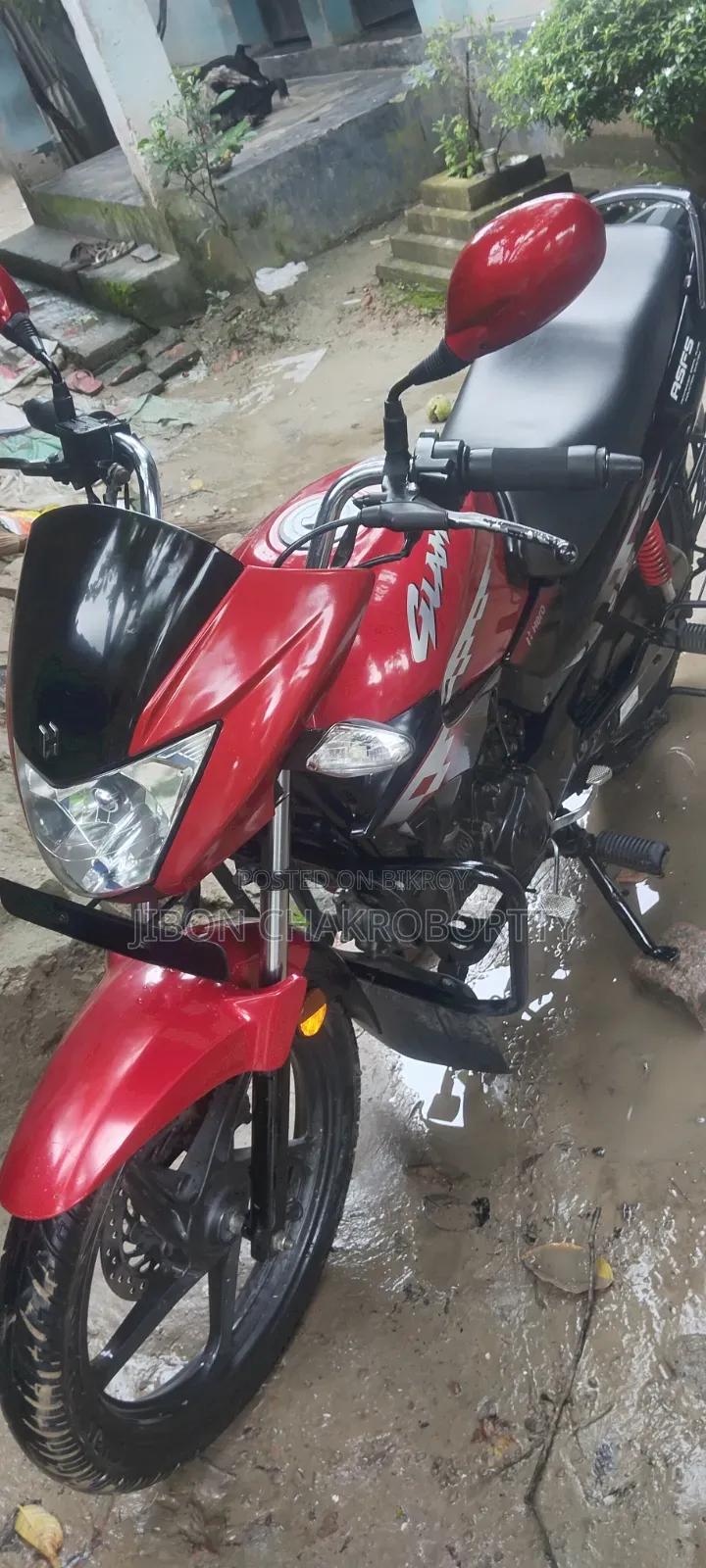 হিরো গ্ল্যামার ২০২২ লাল