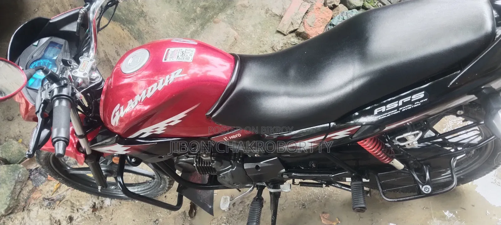 হিরো গ্ল্যামার ২০২২ লাল