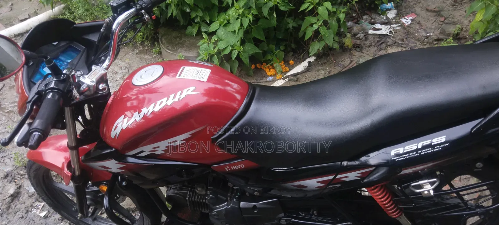 হিরো গ্ল্যামার ২০২২ লাল