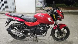 Bajaj Pulsar 150 2010 Red