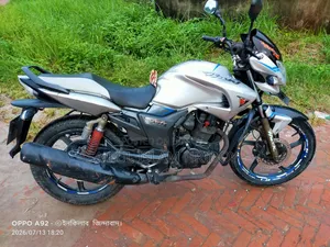 Hero Hunk 2015 Silver