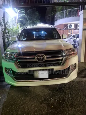 Toyota Land Cruiser 2020 White