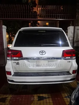 Toyota Land Cruiser 2020 White