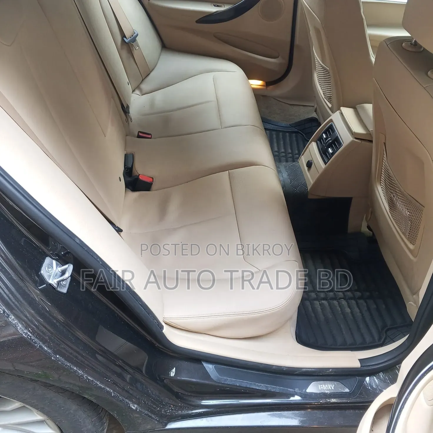 BMW 318i 2015 Gray