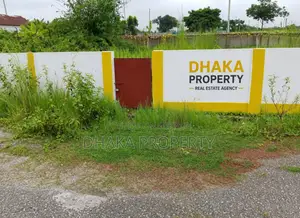 60ft Road 3 Katha Park View North at Sector-16/I