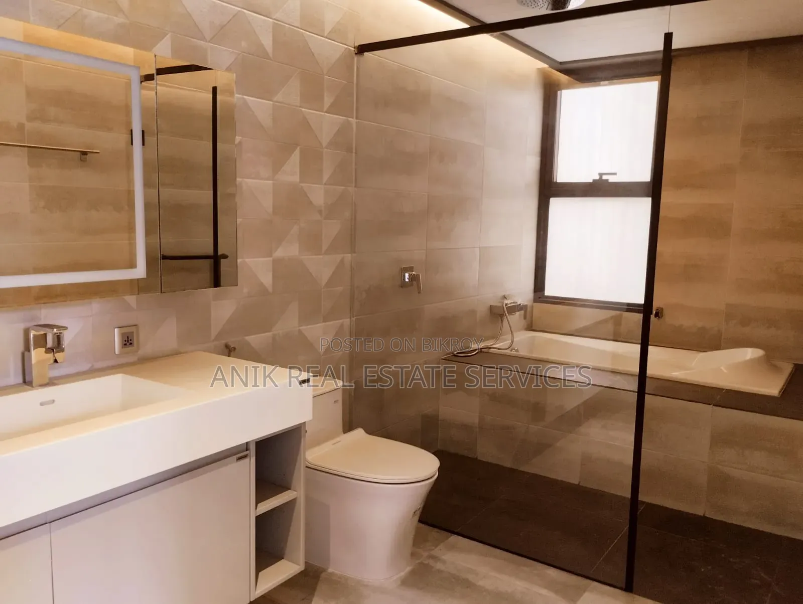 4 Bedroom Apartment in Anik Real Estate, Gulshan for sale