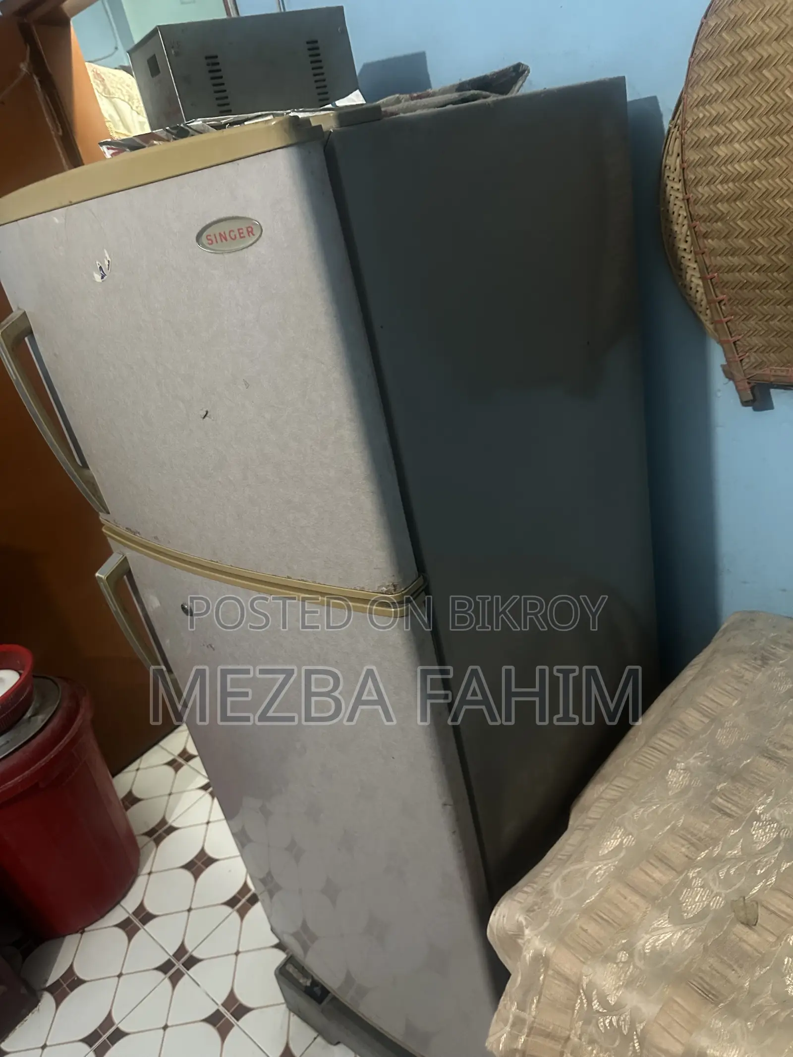 ফ্রিজটি বিক্রি করা হবে