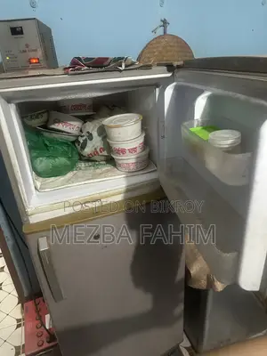 ফ্রিজটি বিক্রি করা হবে