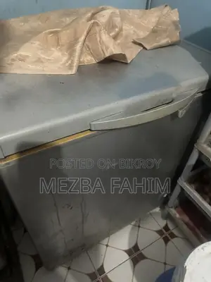 ফ্রিজটি বিক্রি করা হবে