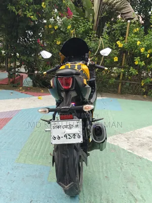 সুজুকি জিএসএক্স-আর১৫০ ২০২৪ ইয়েলো