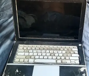 Laptop Apple MacBook 2010 8GB Intel HDD 1T