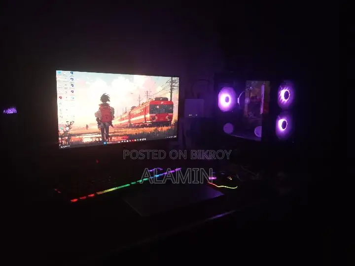 Desktop Computer Asus 8GB AMD Ryzen 5 SSD 256GB