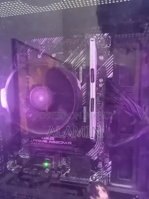Desktop Computer Asus 8GB AMD Ryzen 5 SSD 256GB