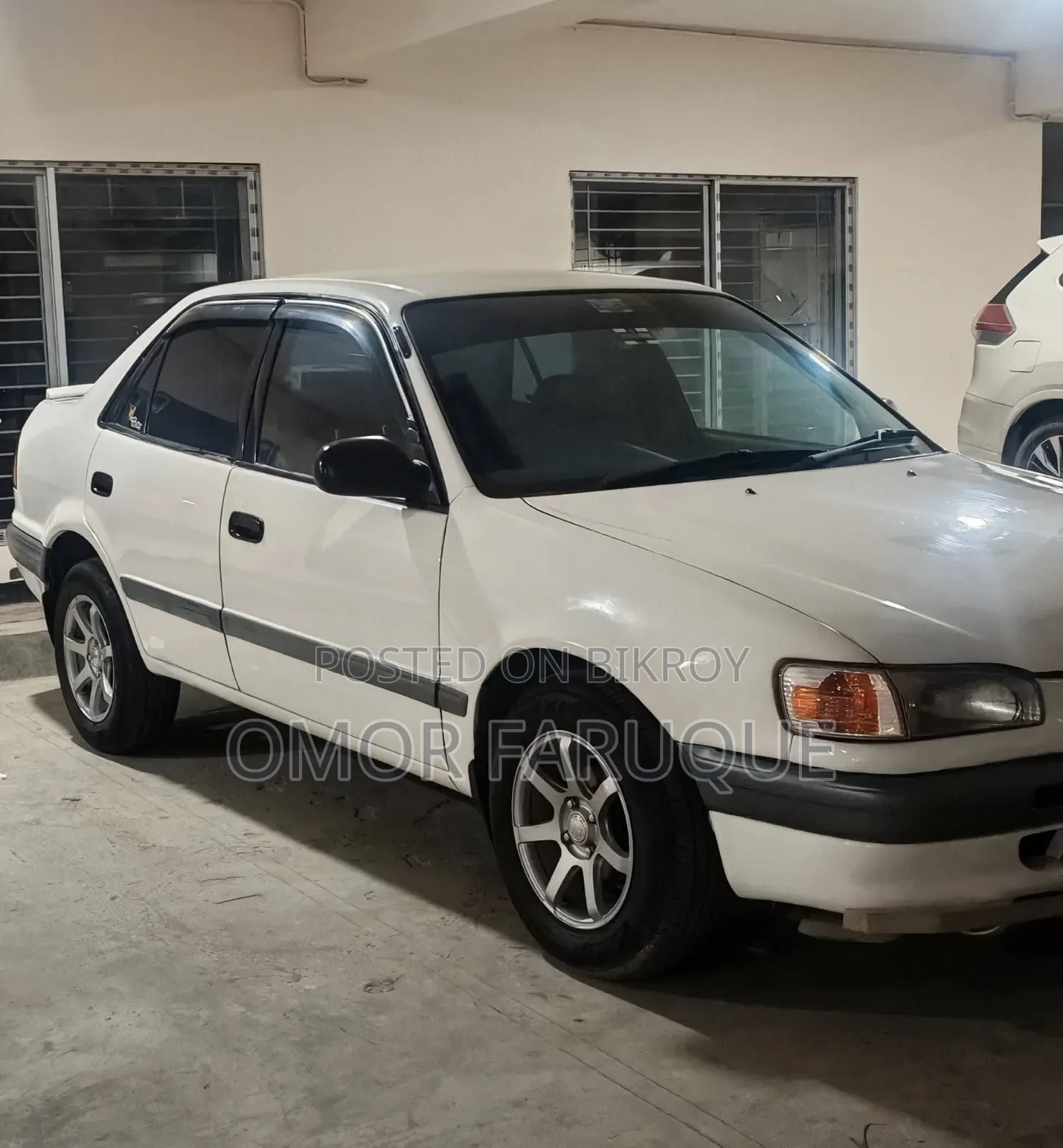 Toyota Corolla II 1996 White