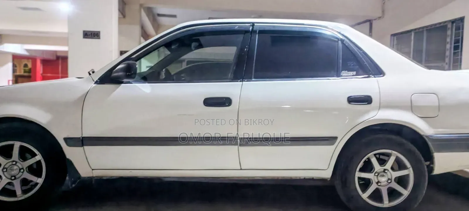 Toyota Corolla II 1996 White
