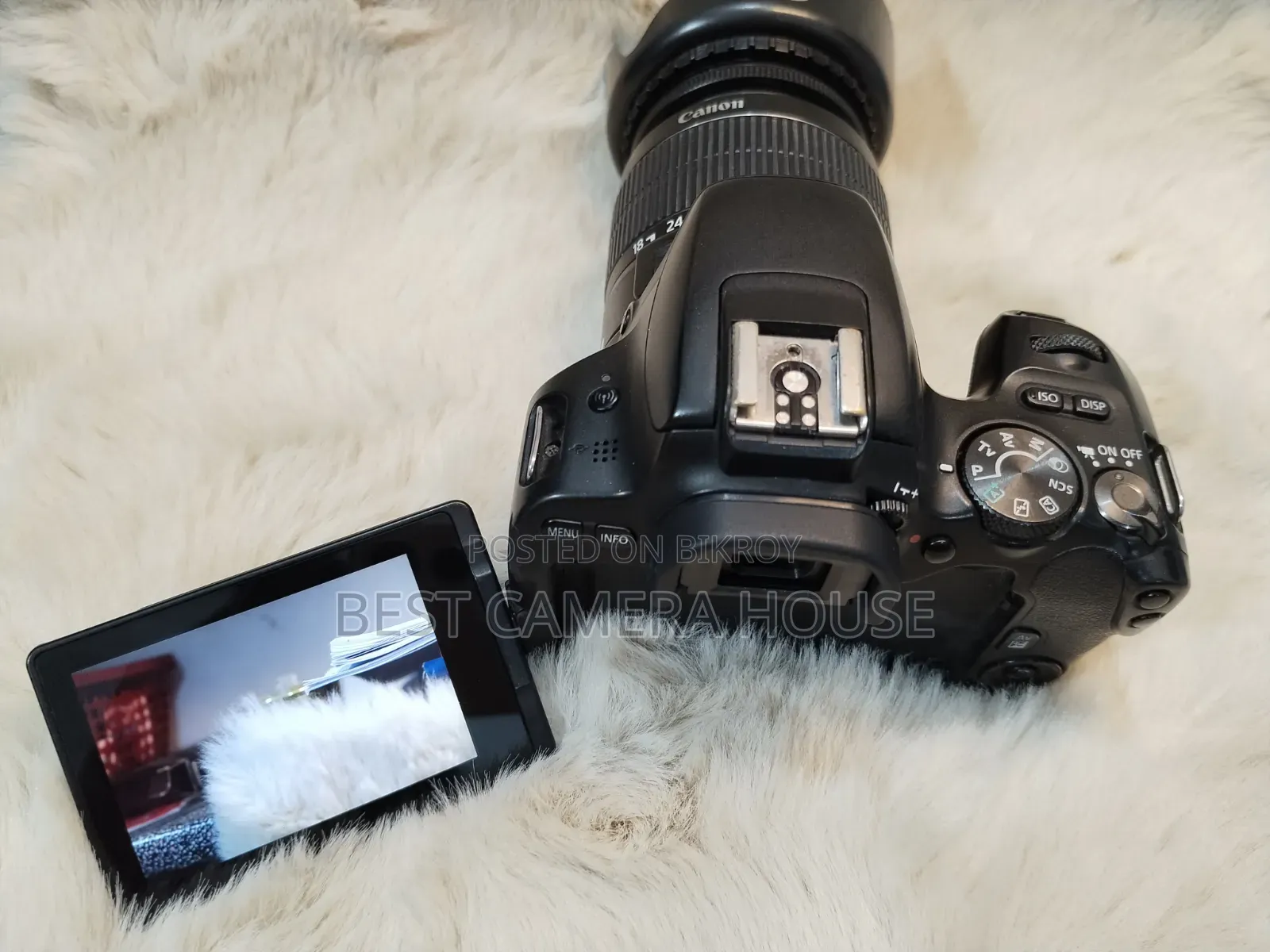 200d+ Kit Lens