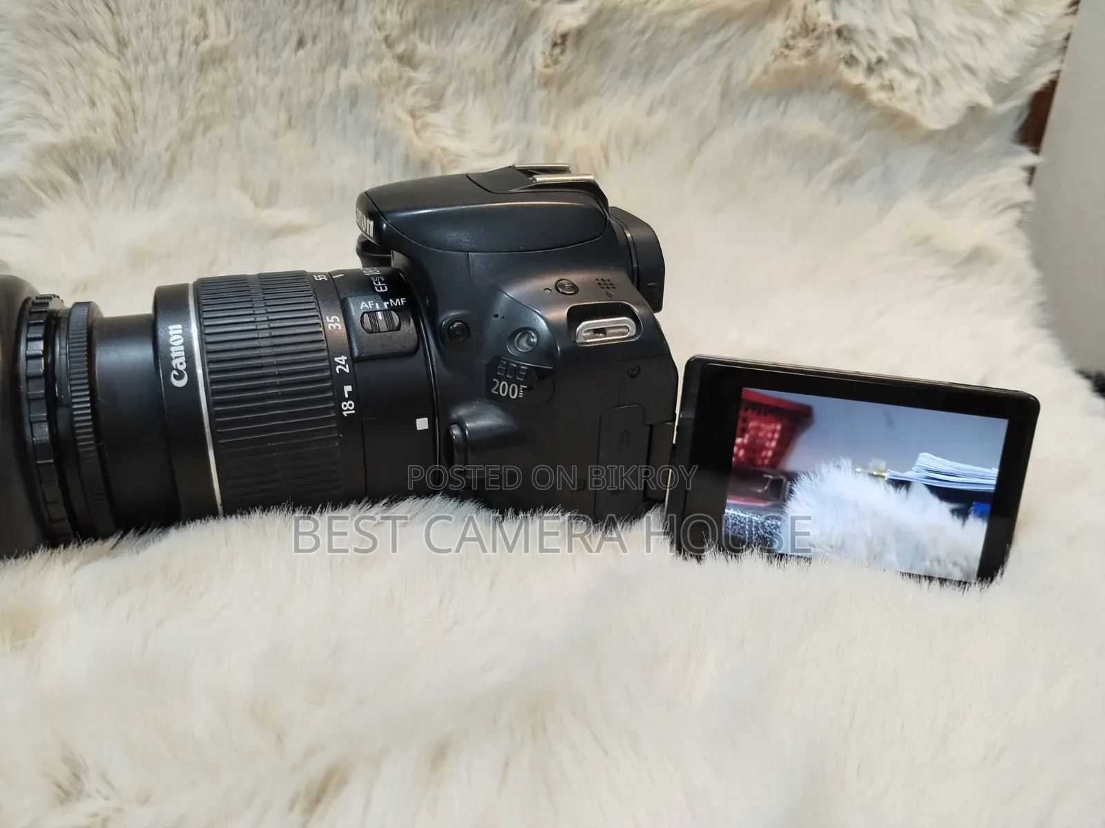 200d+ Kit Lens