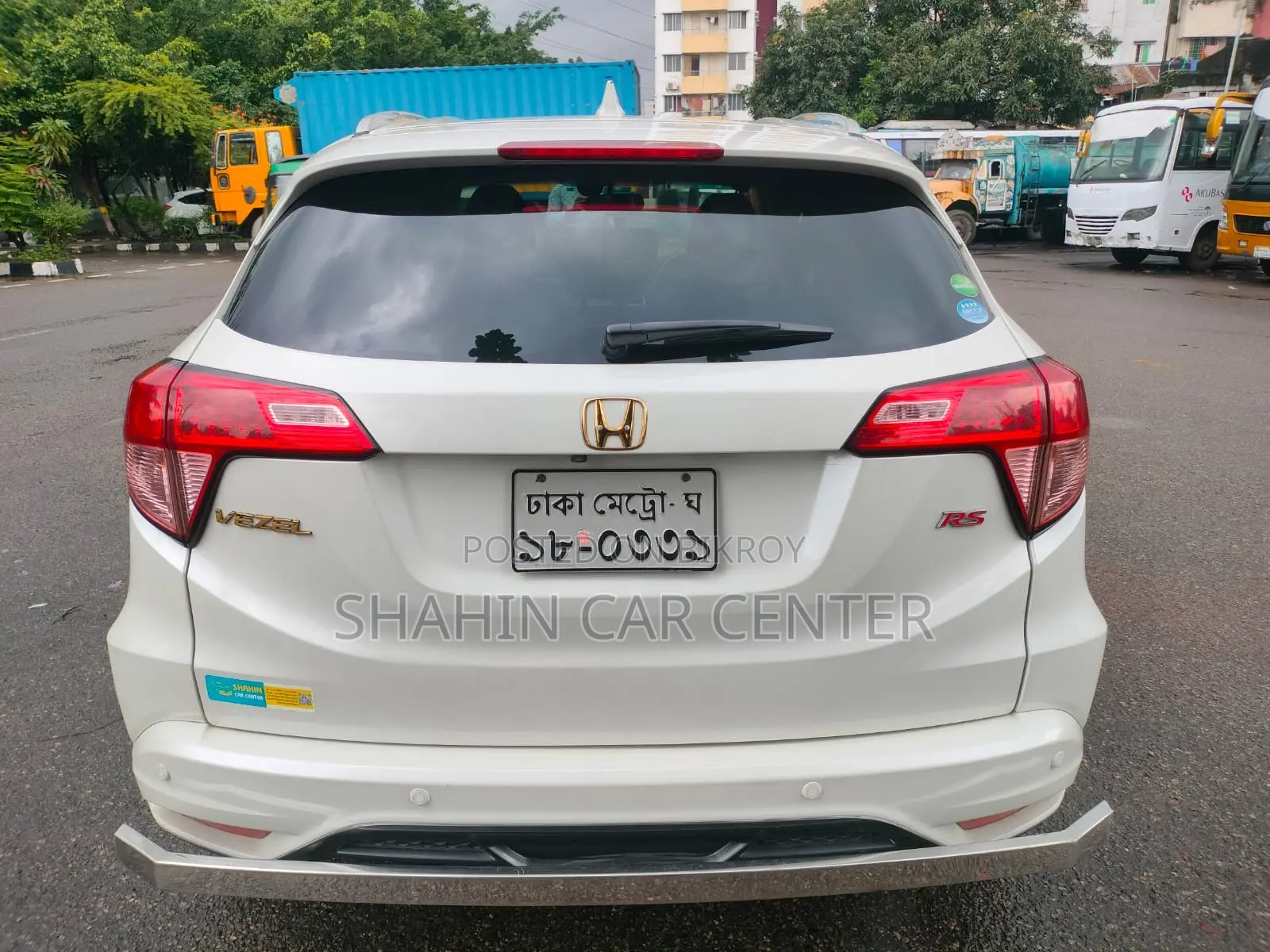 Honda Vezel 1.5 Four-Wheel Drive 2015 Pearl
