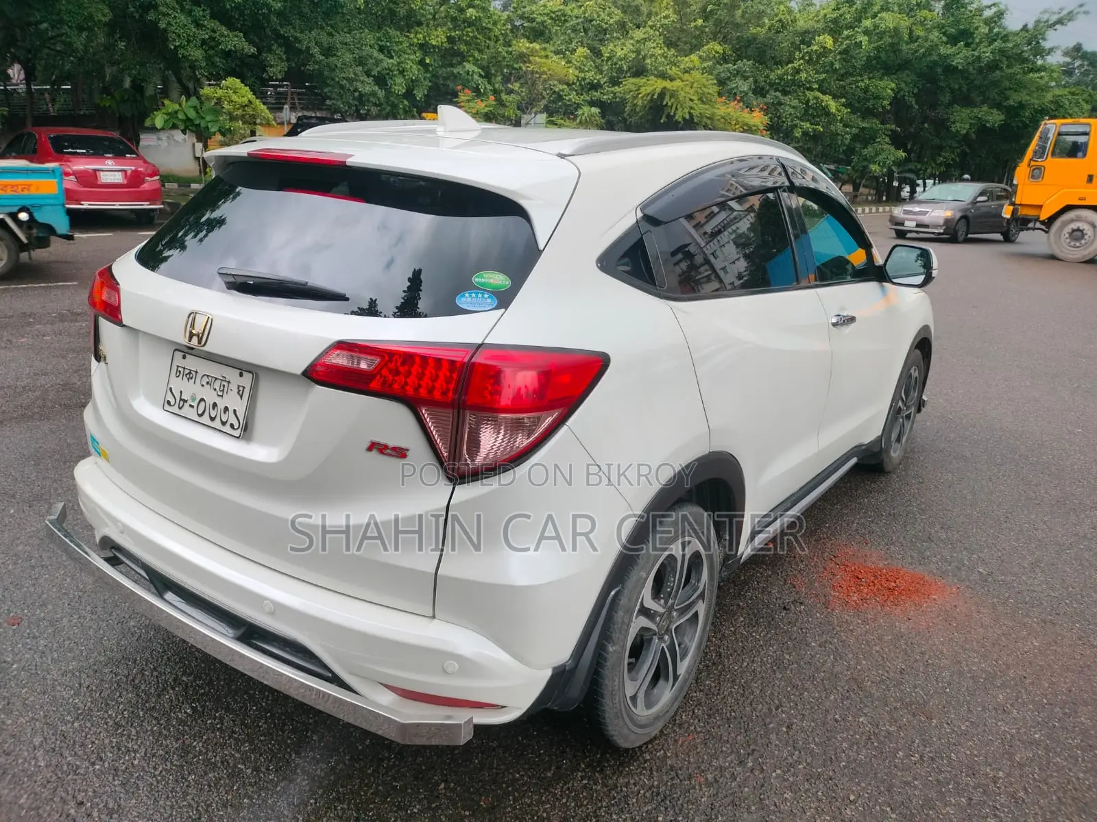 Honda Vezel 1.5 Four-Wheel Drive 2015 Pearl