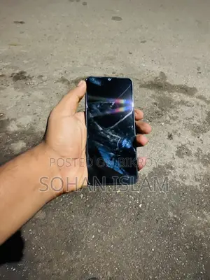 New Vivo Y28 128 GB Purple