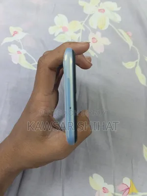 স্যামসাং গ্যালাক্সি এ৫০ ১২৮ জিবি হোয়াইট
