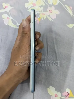 স্যামসাং গ্যালাক্সি এ৫০ ১২৮ জিবি হোয়াইট