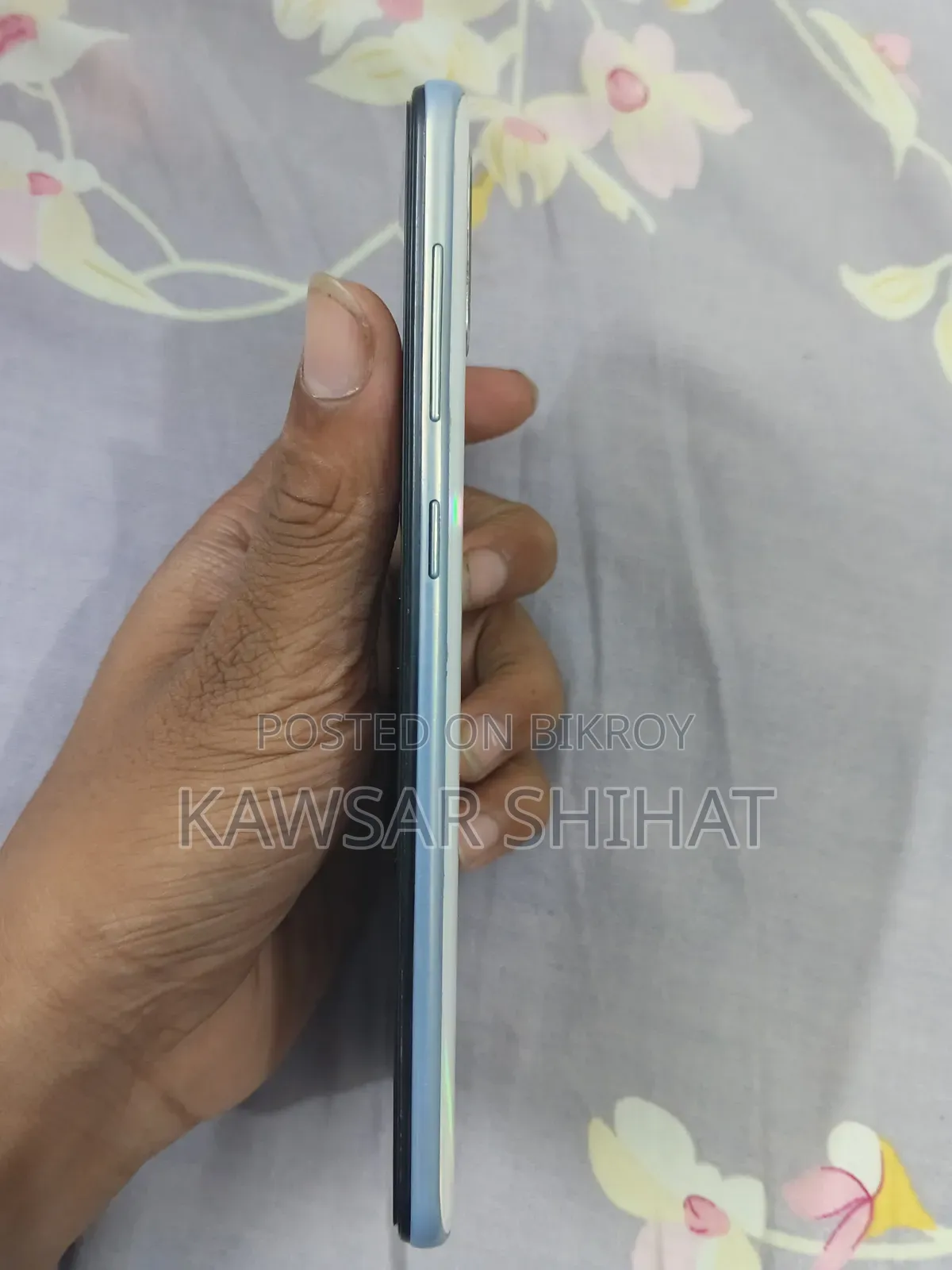 স্যামসাং গ্যালাক্সি এ৫০ ১২৮ জিবি হোয়াইট