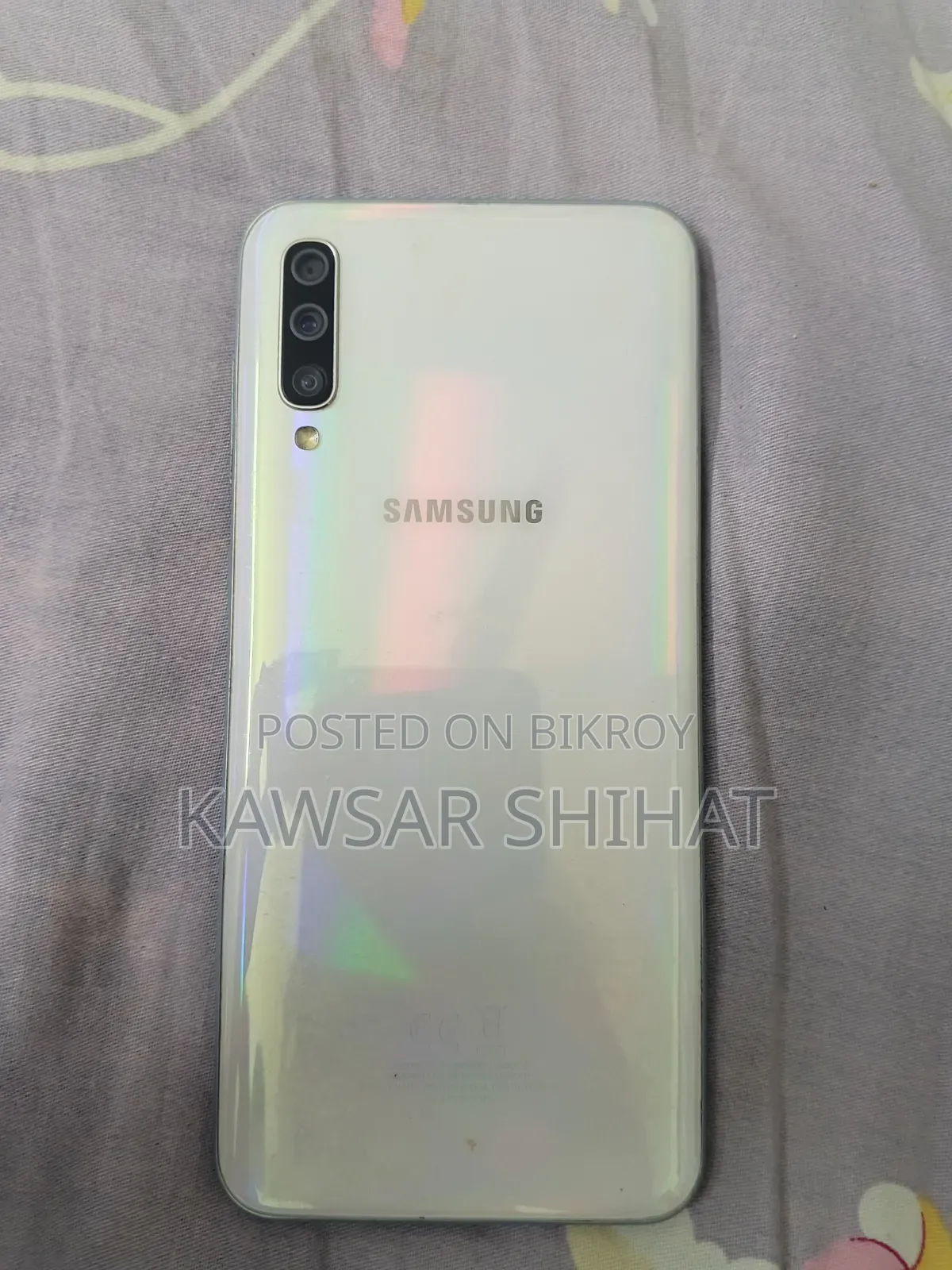 স্যামসাং গ্যালাক্সি এ৫০ ১২৮ জিবি হোয়াইট