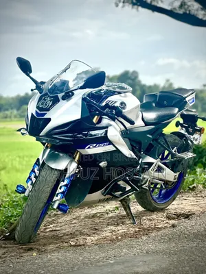 Yamaha 2024 Silver