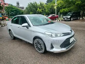 Toyota Axio 1.5 X Two-Wheel Drive 2020 Silver