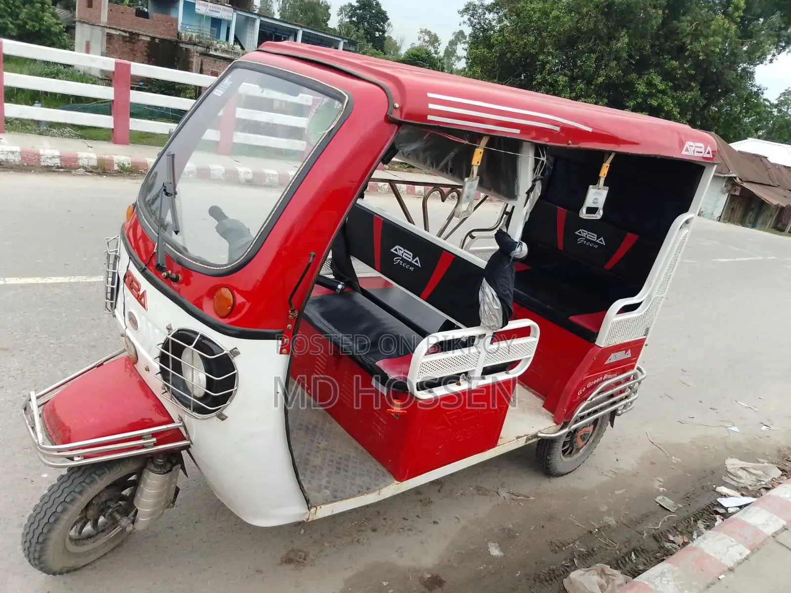 মোটরসাইকেল ২০২৫ লাল