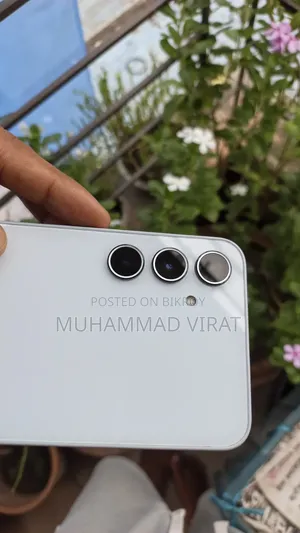 নতুন স্যামসাং গ্যালাক্সি এ৩৫ ১২৮ জিবি সাদা