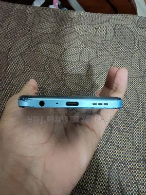 অপ্পো এ৬০ ২৫৬ জিবি নীল
