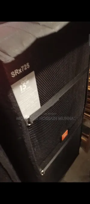 1 Pair of 15-Inch Speakers with 40-Transistor Set to be Sold