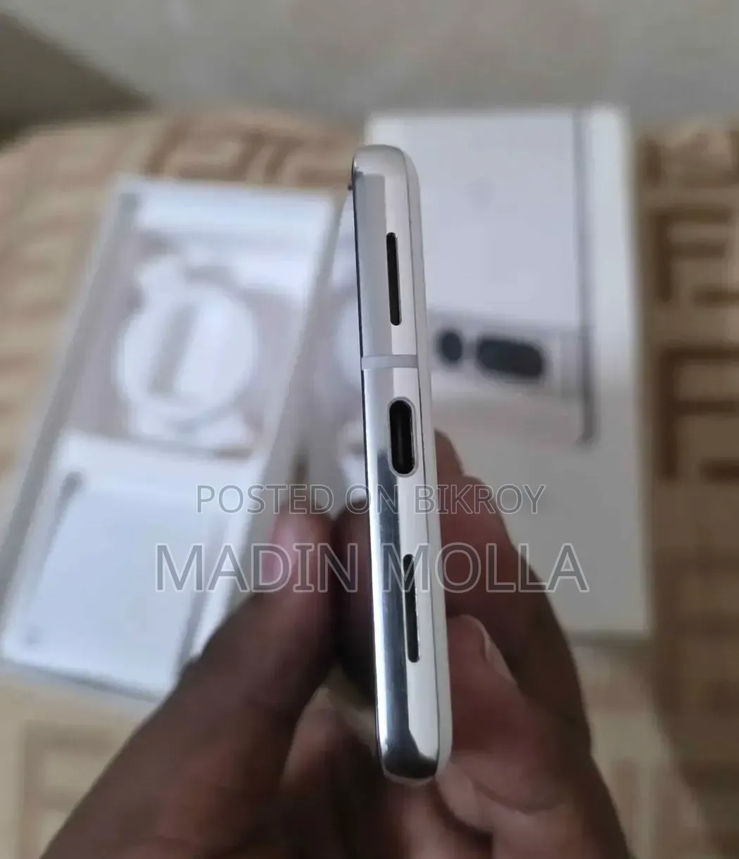 গুগল পিক্সেল ৭ প্রো ২৫৬ জিবি হোয়াইট