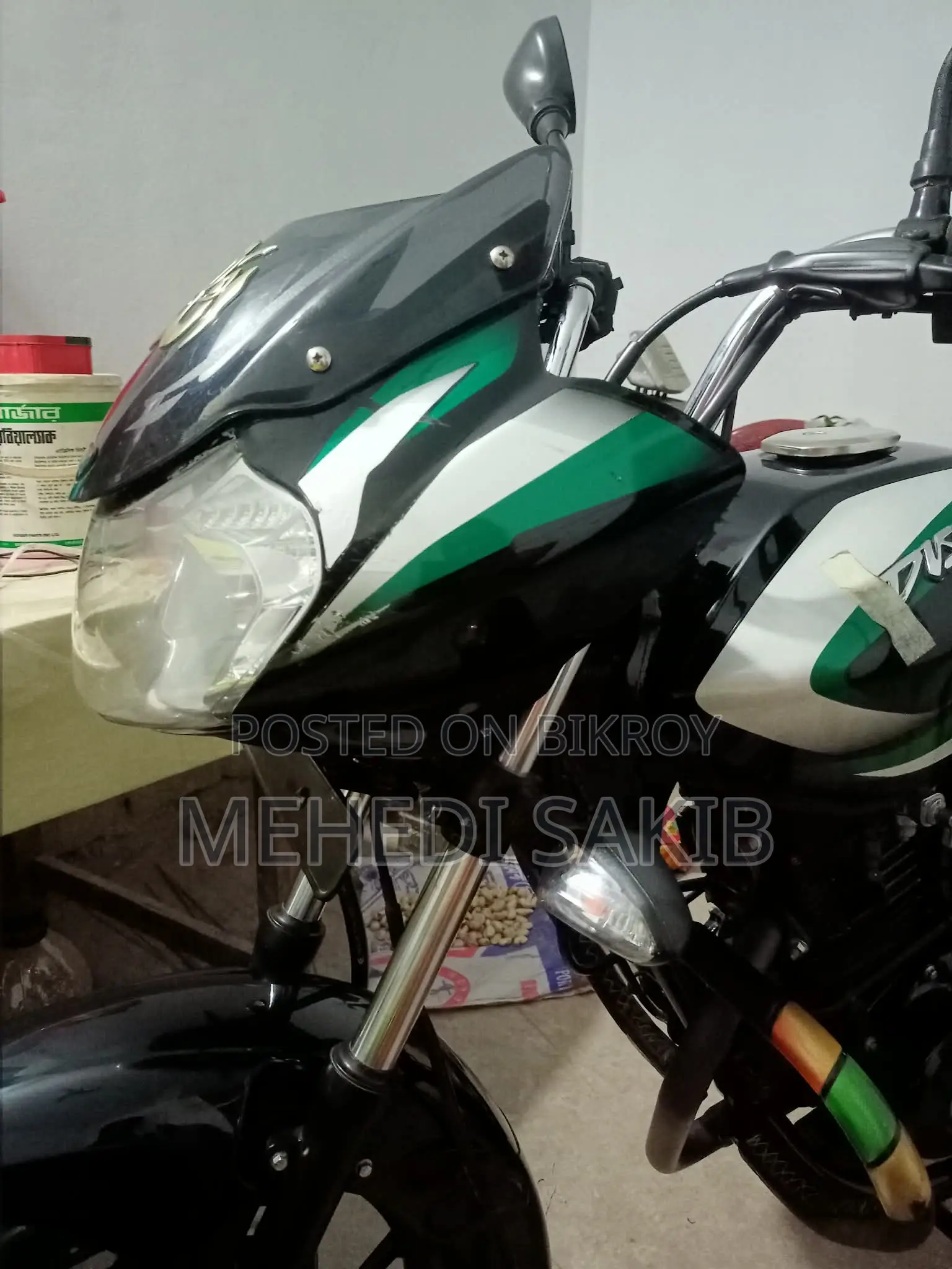 Bajaj Discover 125 2023 Green