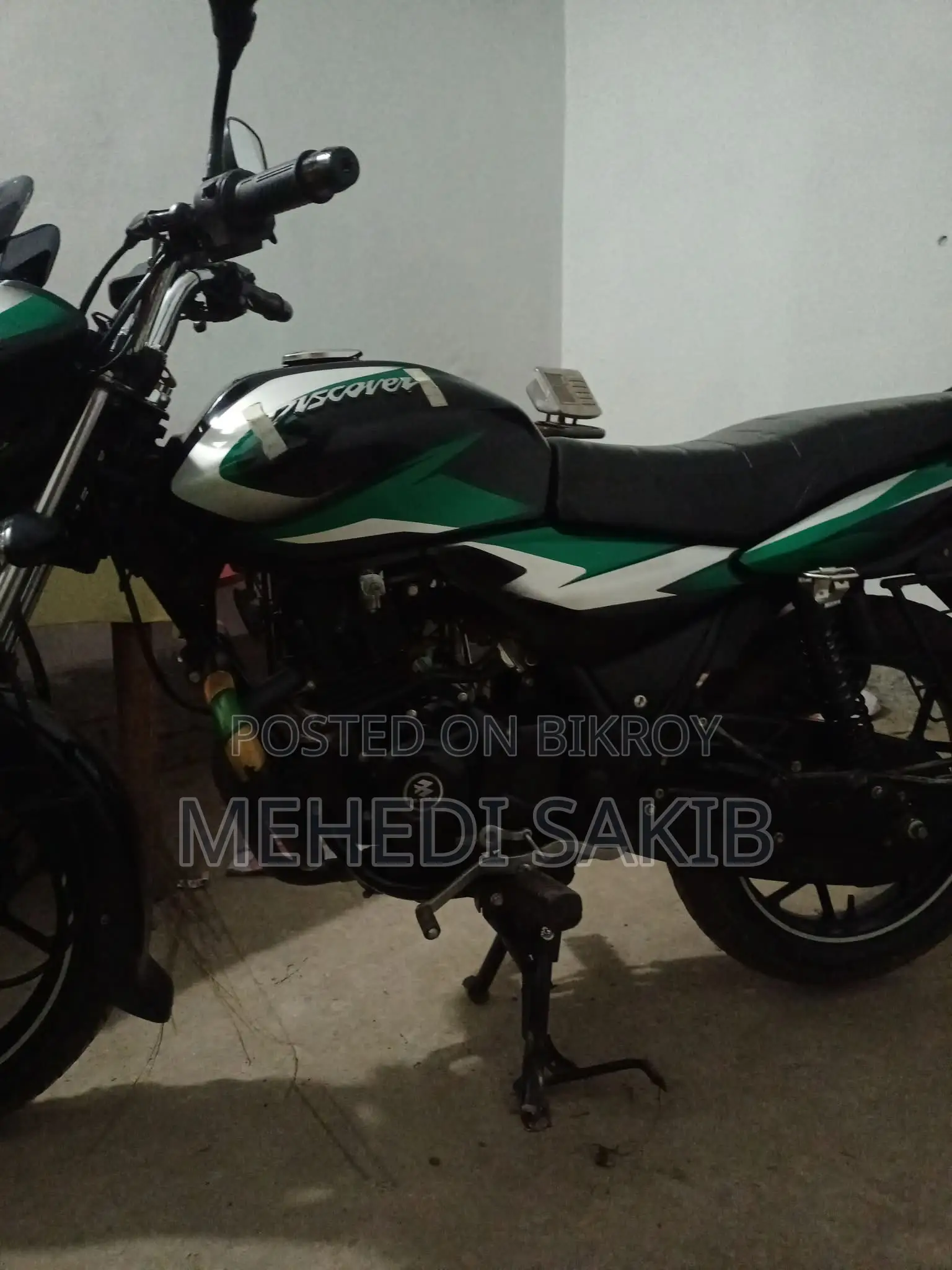 Bajaj Discover 125 2023 Green